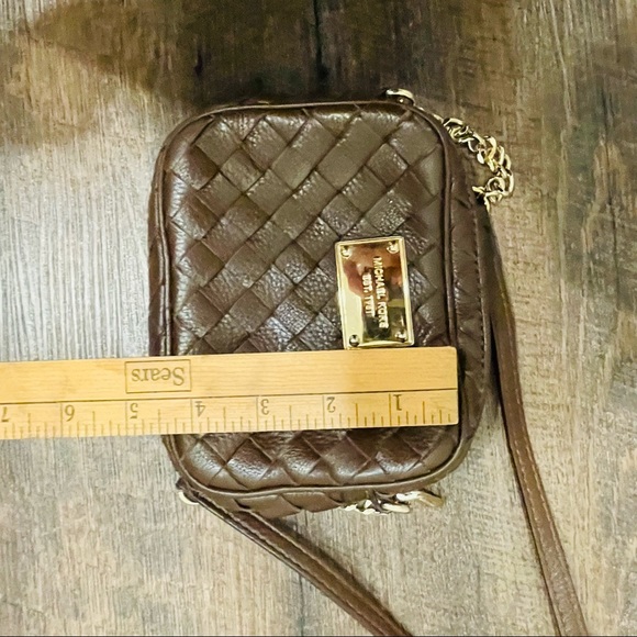 Michael Kors 6 inch Crossbody Woven Purse - Picture 8 of 10